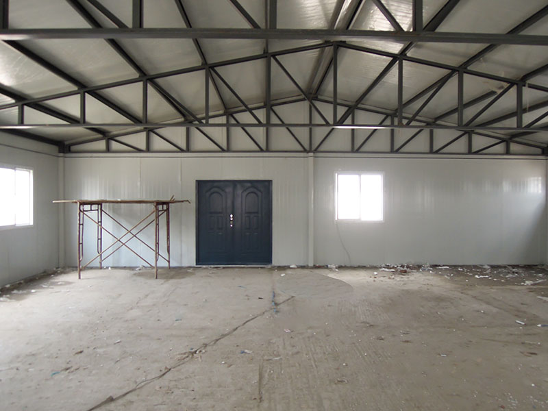 prefabricated metal warehouse